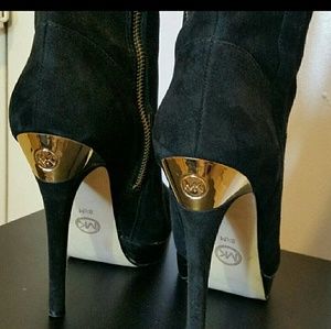 MICHAEL by Michael Khors